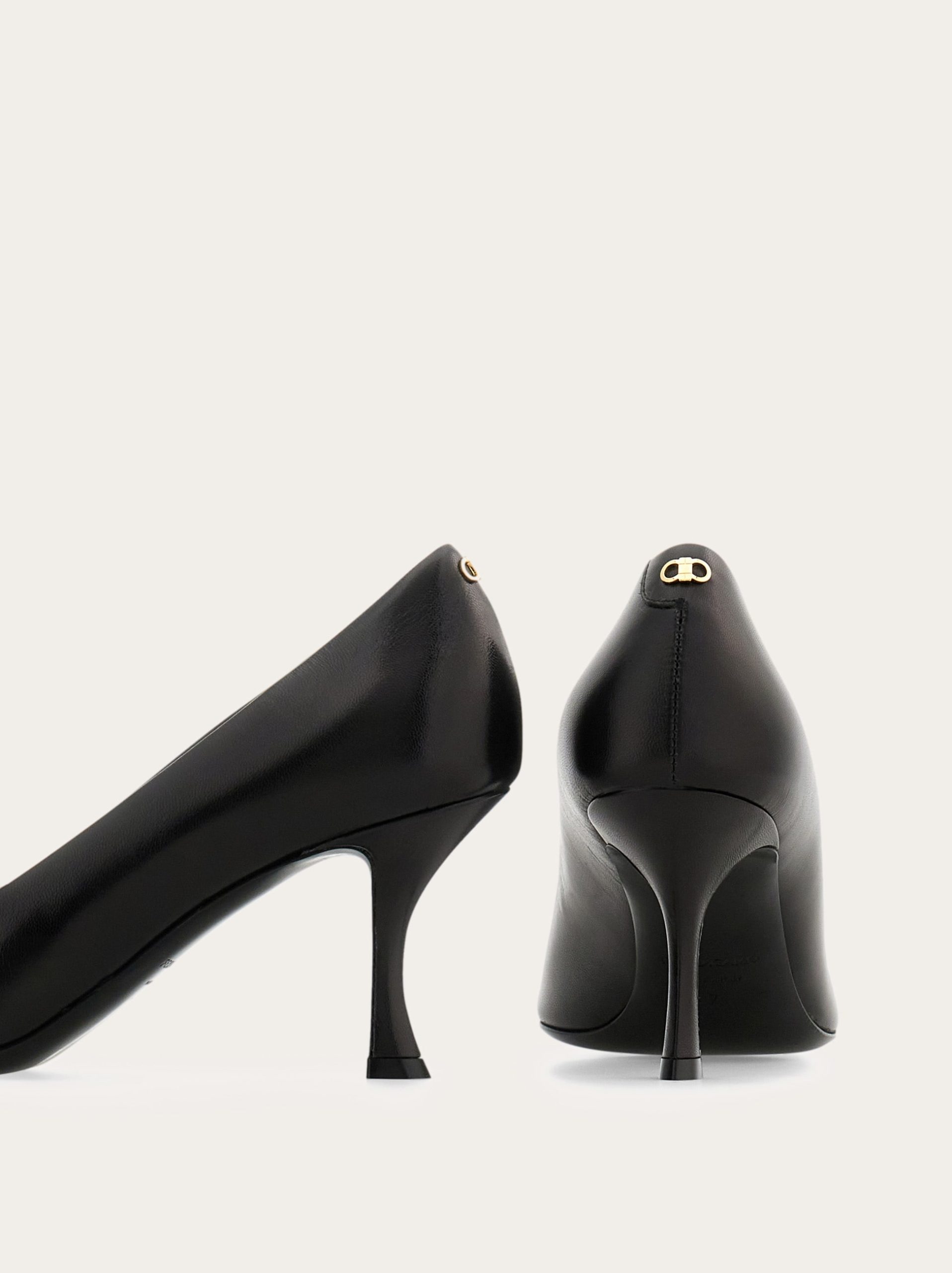 Ferragamo Pump shoe - Image 4